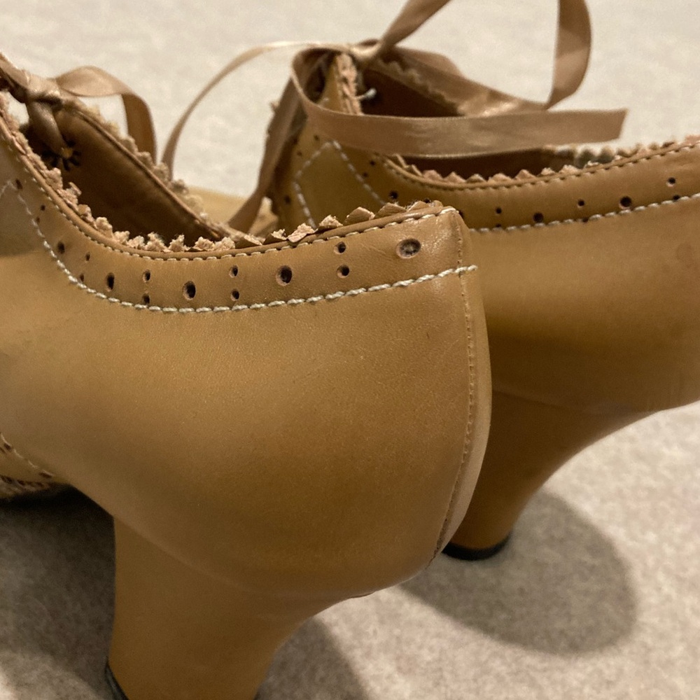 Cute Ribbon Heels - Picture 9 of 16